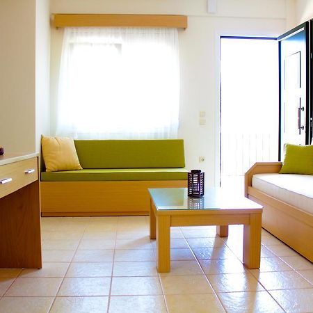 Olive Tree Apartments Φούρκα Δωμάτιο φωτογραφία