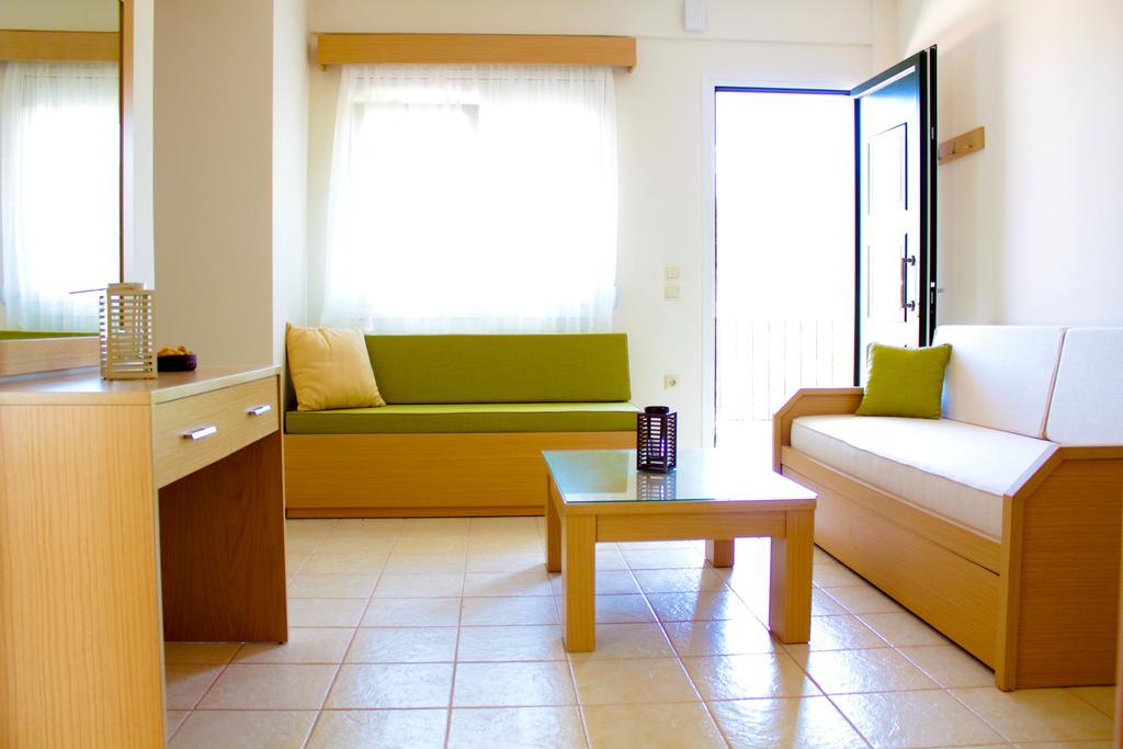 Olive Tree Apartments Φούρκα Δωμάτιο φωτογραφία