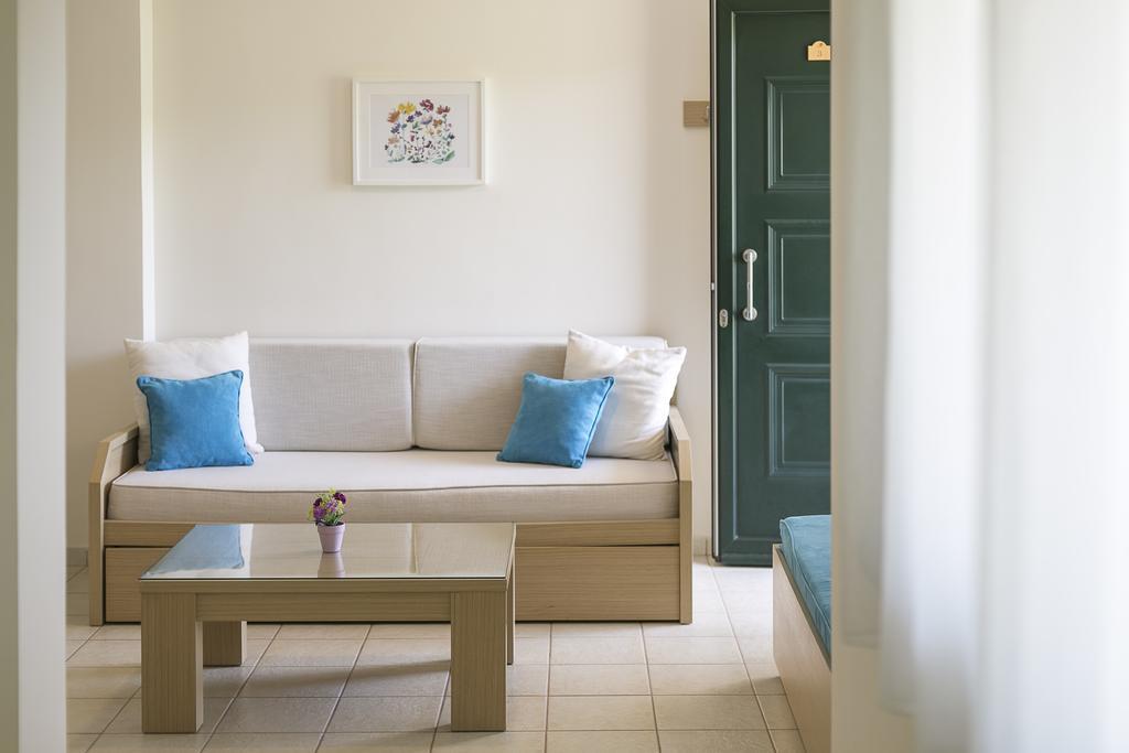 Olive Tree Apartments Φούρκα Εξωτερικό φωτογραφία