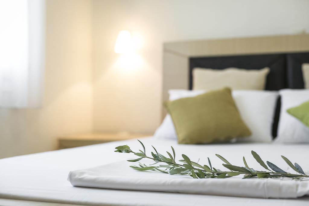 Olive Tree Apartments Φούρκα Εξωτερικό φωτογραφία